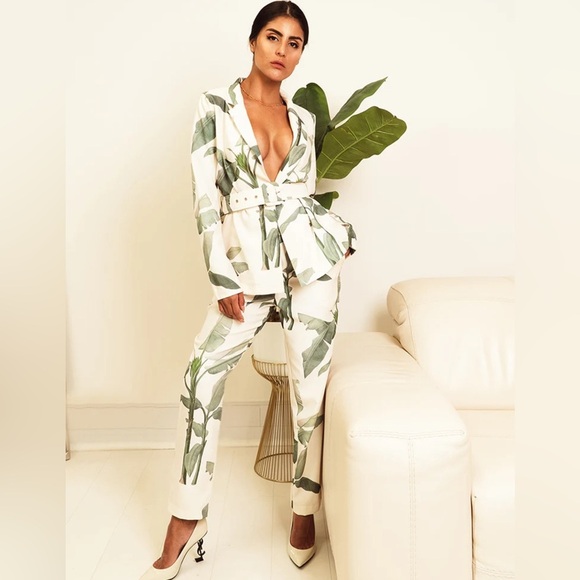 618 Palm Print Belted Blazer Jacket - Picture 2 of 16